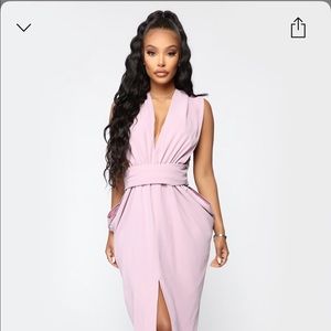 SIZE SMALL - FASHION NOVA MAXI 💜